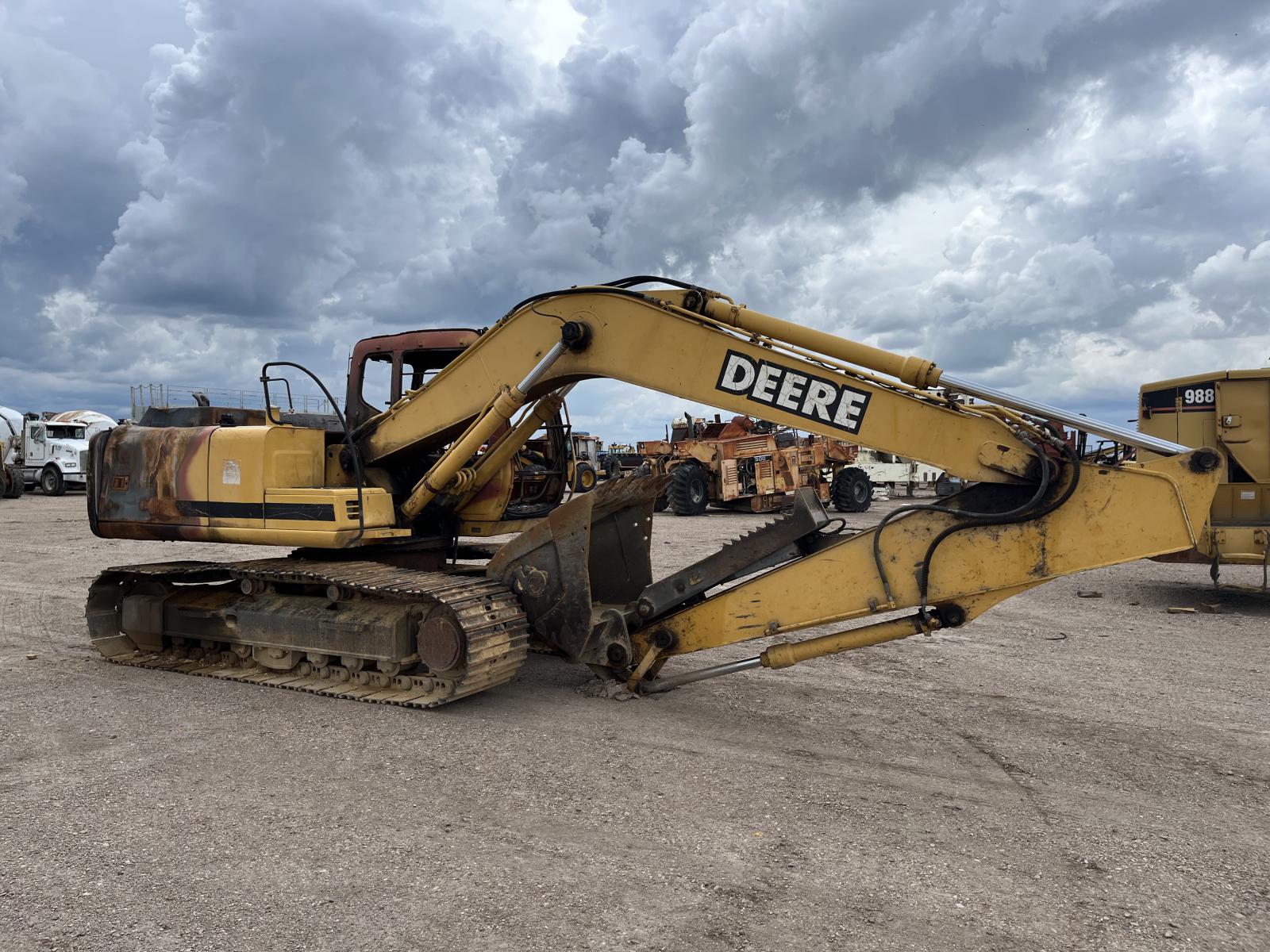 ./imagenes/INVOICE/2019/18268/JOHN DEERE 160 LC (1).JPG